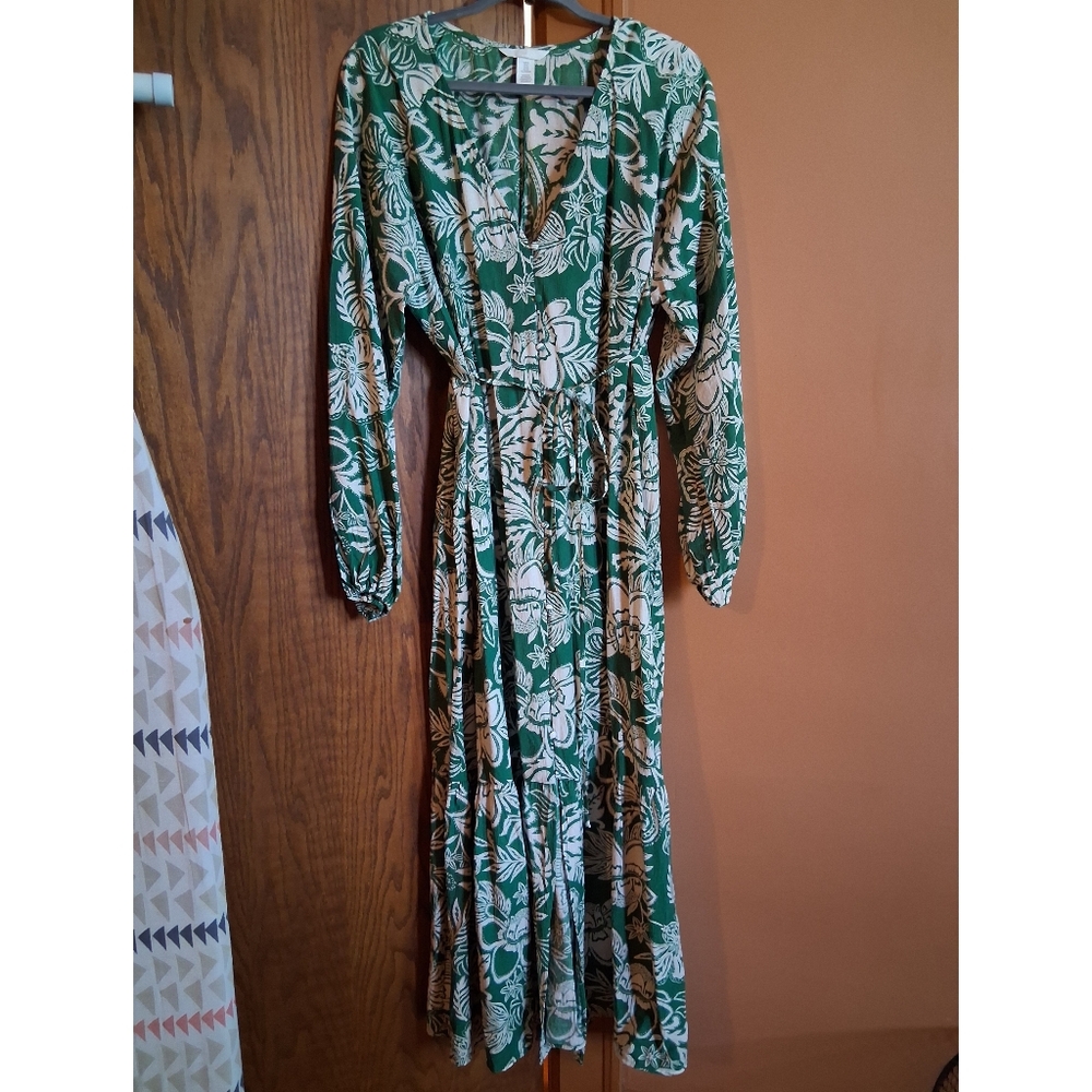 H&M Green and Cream Floral Wrap Maxi Dress